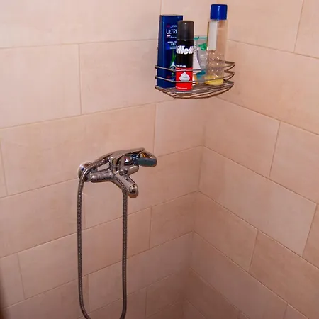Yangos Traditional Апартаменты Kouramades