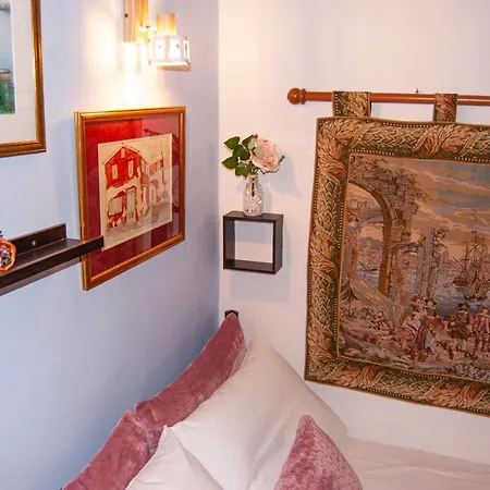 Апартаменты Yangos Traditional Kouramades